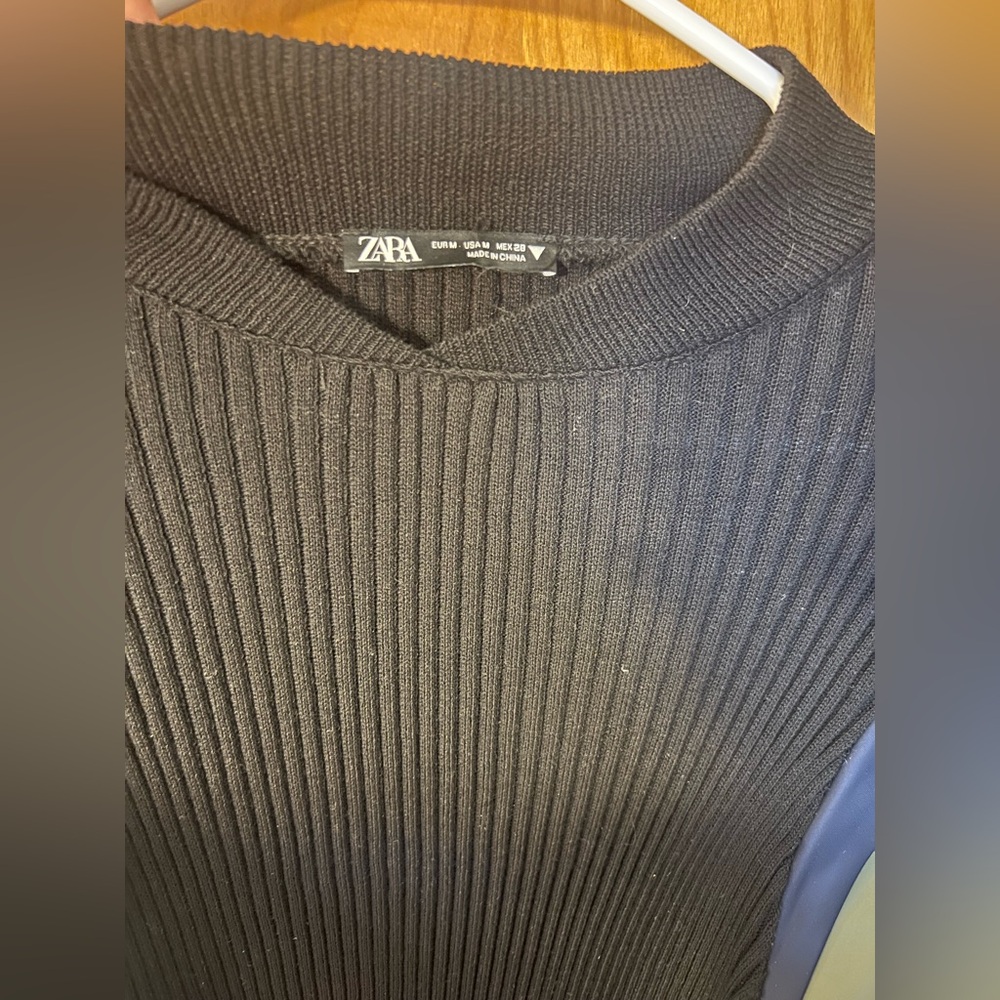 Zara Nylon Black and Green Long Sleeve Dress - Picture 7 of 8
